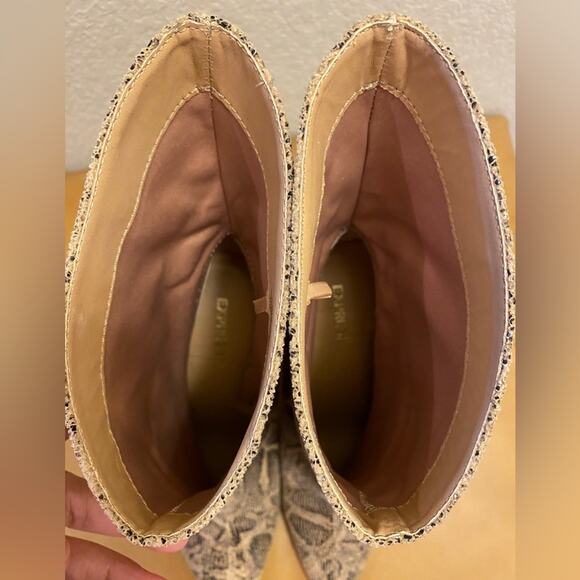 Express Pull On Snakeskin Booties. Sz 7.5 3” heel - Picture 8 of 9